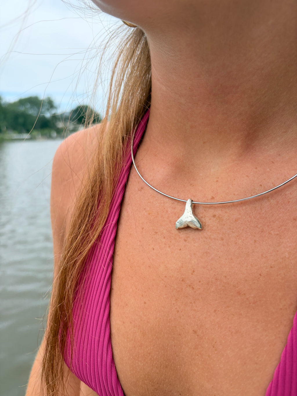 Whale Tail Choker